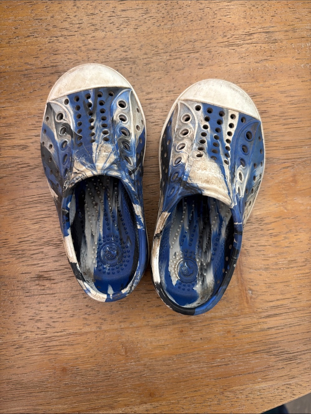 Native Kids Blue and White Slip-On Sneakers